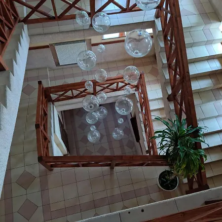 Sobin' Mini-hotel * Rozlucs